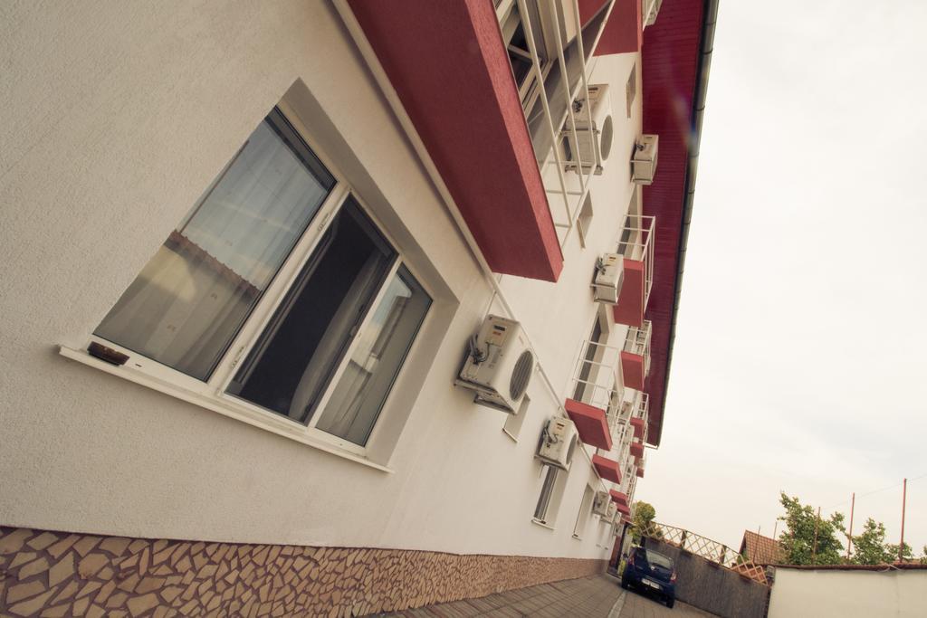 Pensiunea Johanna Arad Exterior photo