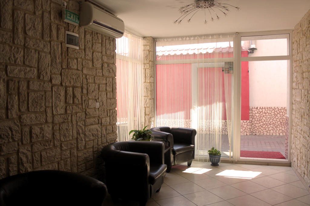 Pensiunea Johanna Arad Exterior photo